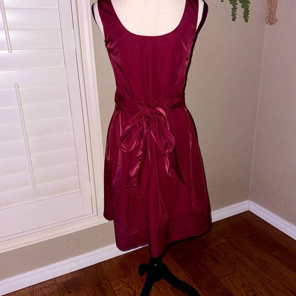 Tevolio Burgundy Satin Cocktail Dress - Size 4 Like New - Picture 2 of 5